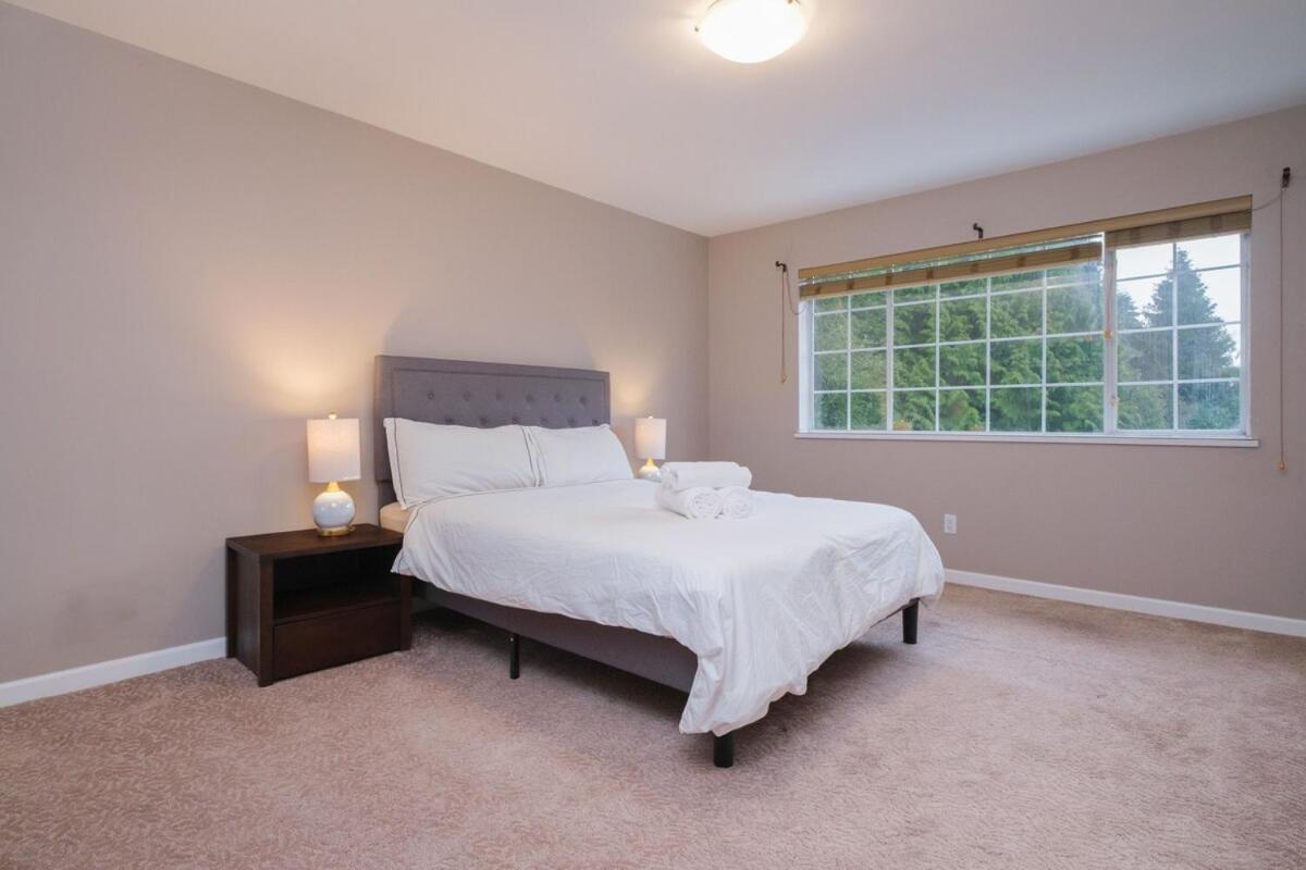 Spacious 4Br W Ensuites Mins To Downtown Yvr Ubc Vancouver Eksteriør bilde