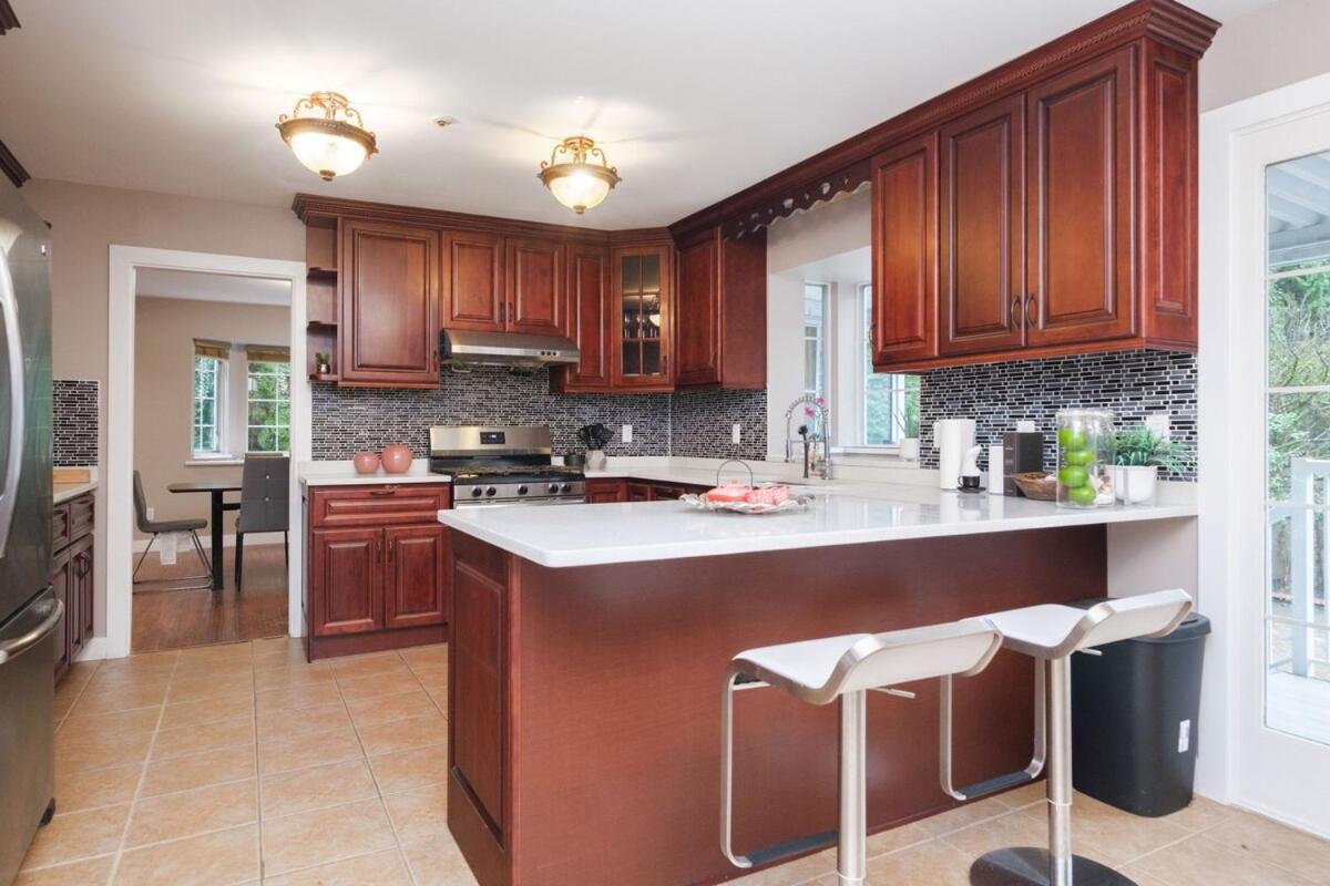 Spacious 4Br W Ensuites Mins To Downtown Yvr Ubc Vancouver Eksteriør bilde