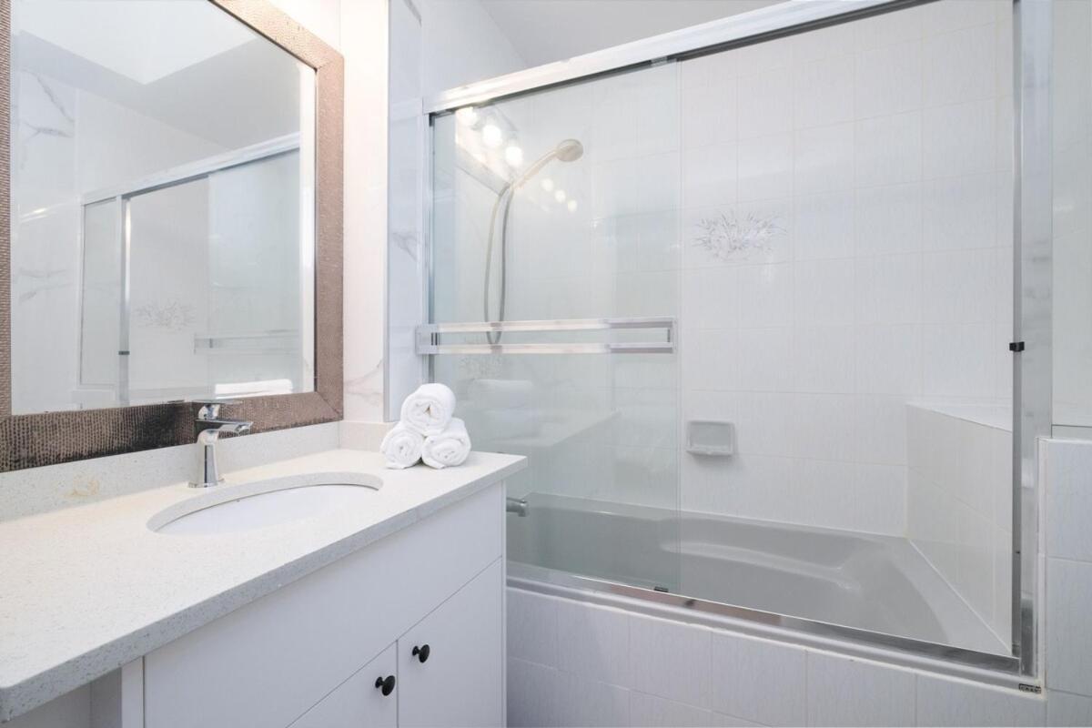 Spacious 4Br W Ensuites Mins To Downtown Yvr Ubc Vancouver Eksteriør bilde