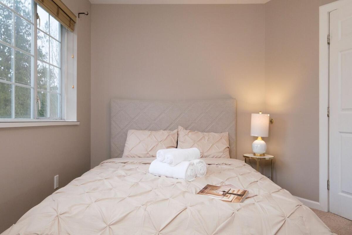 Spacious 4Br W Ensuites Mins To Downtown Yvr Ubc Vancouver Eksteriør bilde